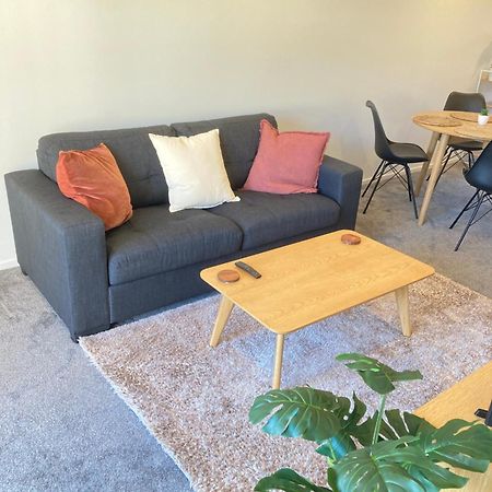 Cheerful 2 Bedroom Townhouse In Addington! Κράισττσερτς Εξωτερικό φωτογραφία