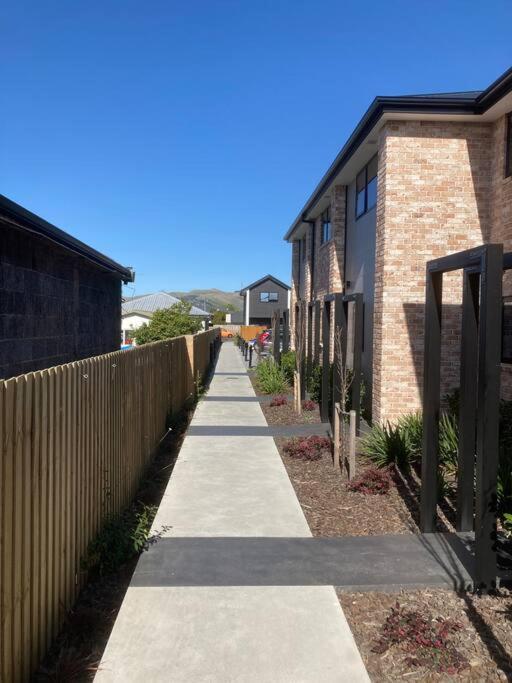 Cheerful 2 Bedroom Townhouse In Addington! Κράισττσερτς Εξωτερικό φωτογραφία