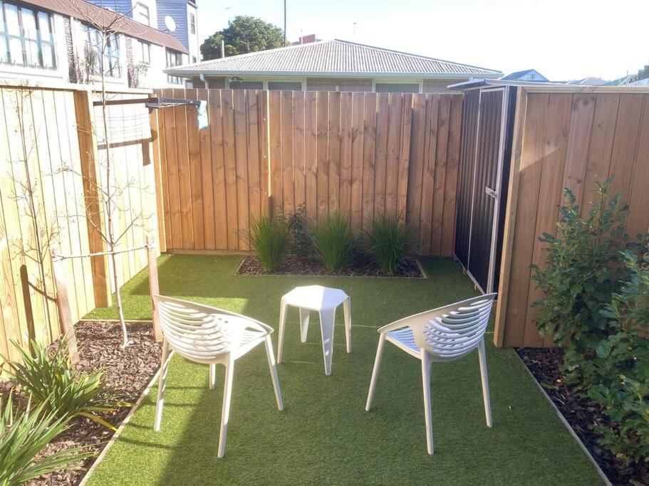 Cheerful 2 Bedroom Townhouse In Addington! Κράισττσερτς Εξωτερικό φωτογραφία