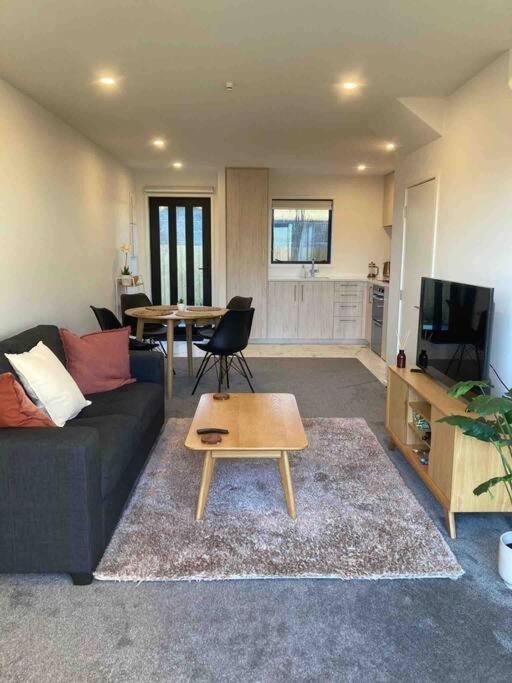 Cheerful 2 Bedroom Townhouse In Addington! Κράισττσερτς Εξωτερικό φωτογραφία